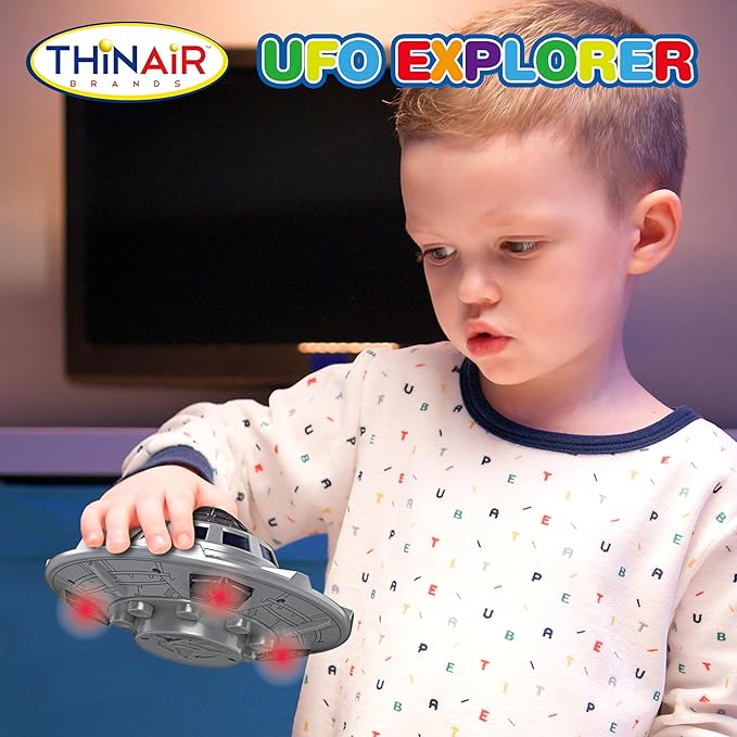 UFO spaceship toy, children's spaceship toy set, with two aliens, lights and sounds, educational STEM adventure, 1:18 scale figures.