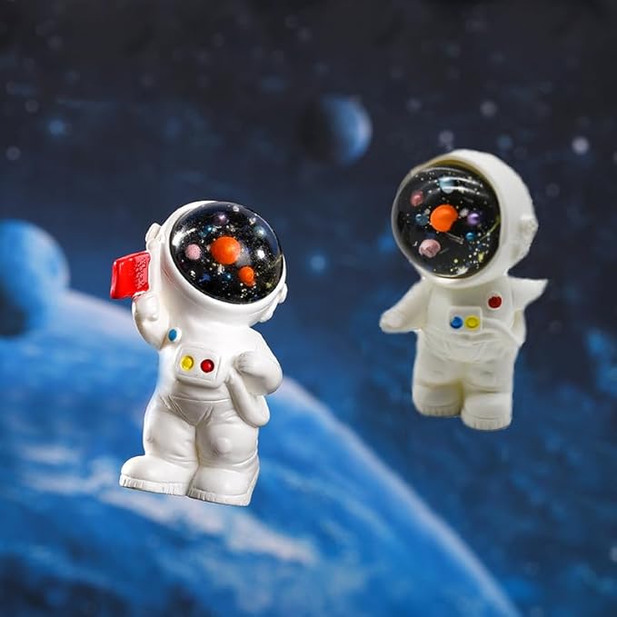 11 Miniature Astronaut and Rocket Statues, Miniature Astronaut and UFO Toy Set, Resin Astronaut Decoration, Cake Decoration, Home Decoration, Office Desktop